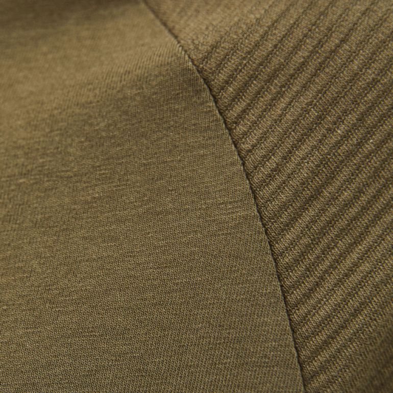 Raglan sleeve T-shirt 5 Raglan sleeve T-shirt